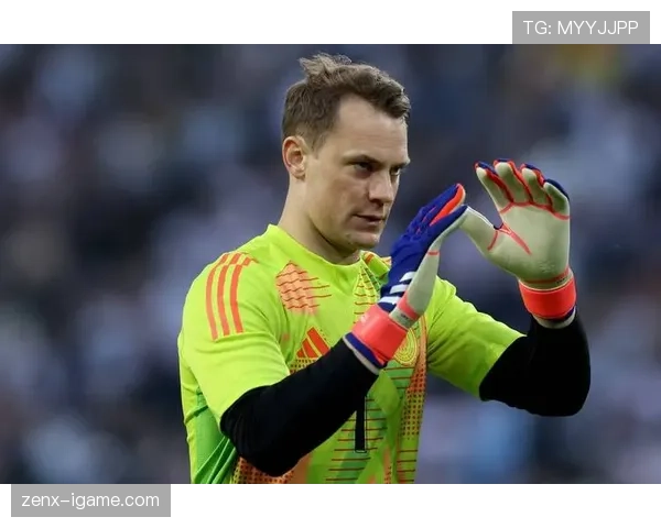 诺伊尔后场组织再升级:门将化身拜仁推进引擎