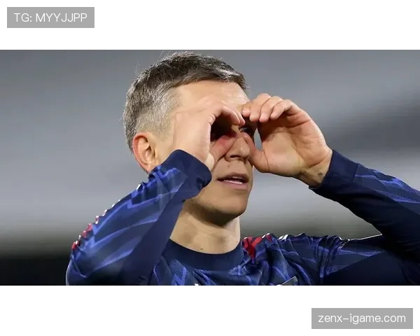 夸尔塔中卫风格再显神威，助球队力克强敌迎关键胜利