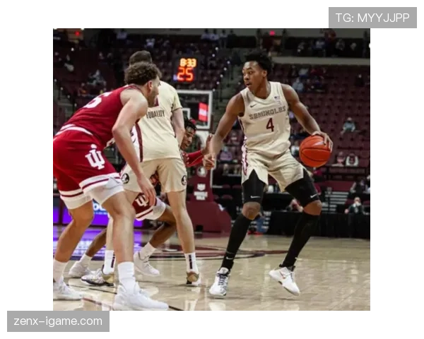 巴恩斯通过精准挡拆配合助力球队提升关键时刻得分效率