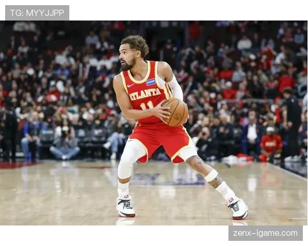 看到特雷·杨那张客厅照，我怀疑自己是不是少领了人生工资